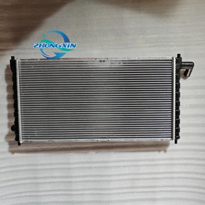 2022- Radiateur automobile Assy A13 1301110 S21 1301110 pour le système de refroidissement du réservoir d'eau Chery